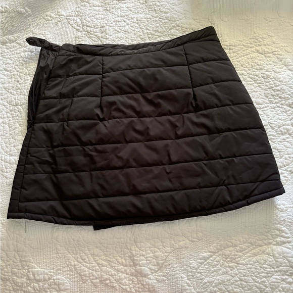 Winter mini puff skirt - Picture 2 of 4